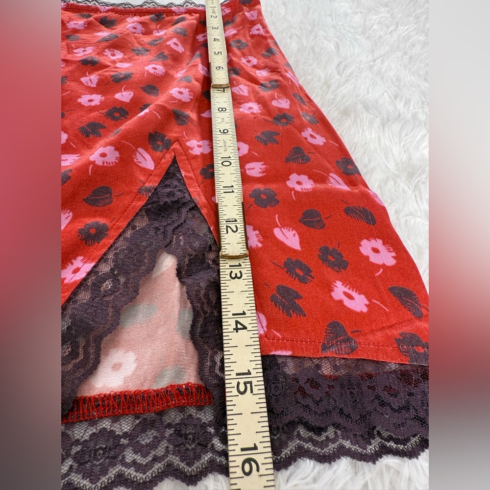 Anthropologie x Maeve Red slip satin skirt w front slip M NWT - Picture 7 of 10